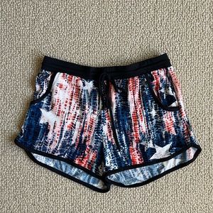 No Boundaries Star Print shorts in size M (7-9)